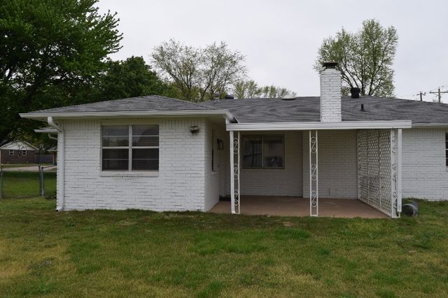 2406 16th Street, Bentonville, AR 72712