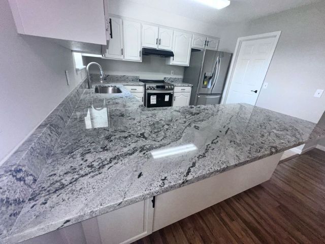 2406 16th Street, Bentonville, AR 72712