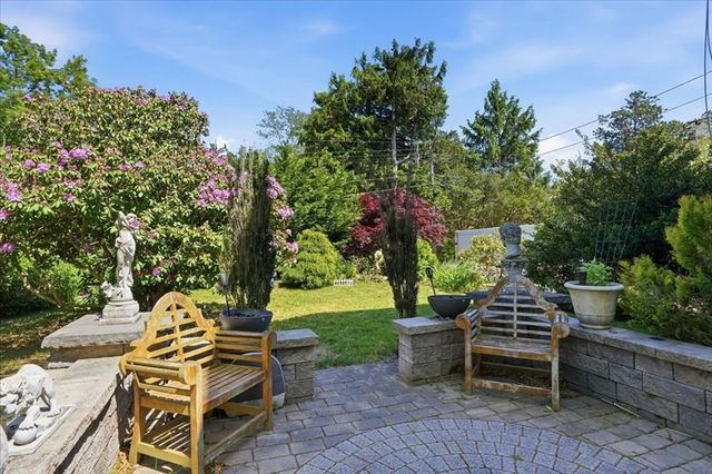 92 Lookout Point Rd, Plymouth, MA 02360
