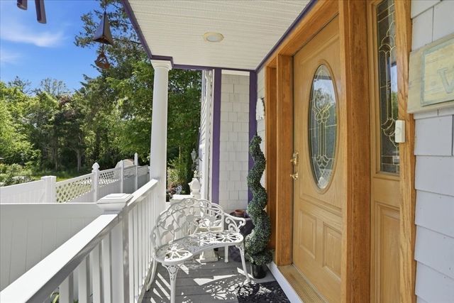 92 Lookout Point Rd, Plymouth, MA 02360