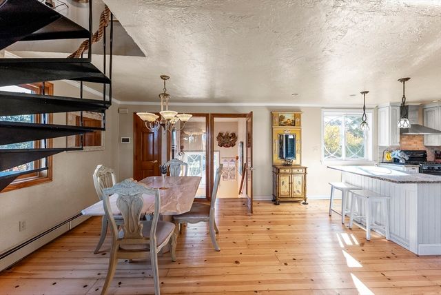 92 Lookout Point Rd, Plymouth, MA 02360