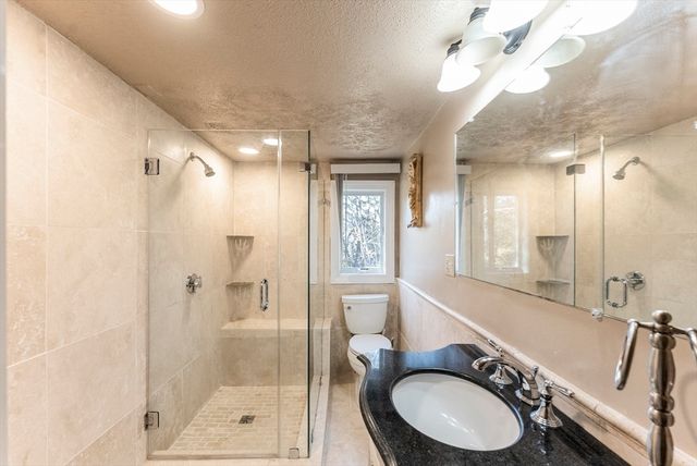 92 Lookout Point Rd, Plymouth, MA 02360