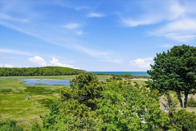 92 Lookout Point Rd, Plymouth, MA 02360