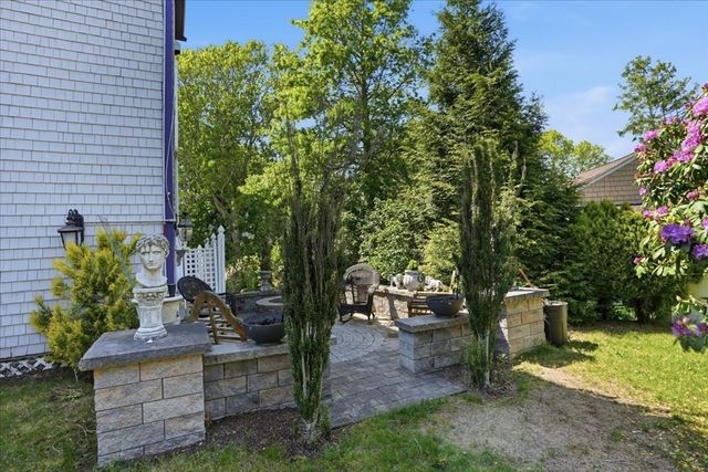 92 Lookout Point Rd, Plymouth, MA 02360