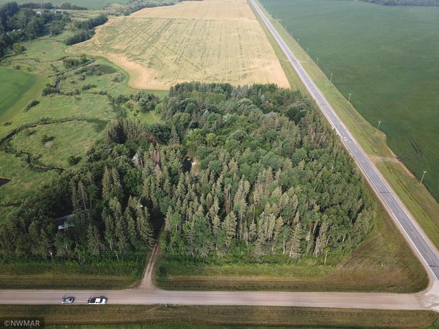 25913 County Road 129, Roseau, MN 56751