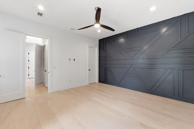 3304 E 17th ST B, Austin, TX 78721