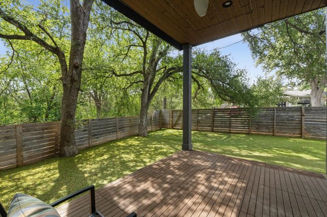 3304 E 17th ST B, Austin, TX 78721