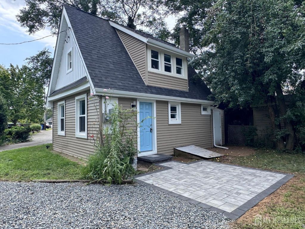 6 Seaglade Circle B, Old Bridge, NJ 07735