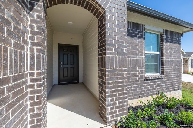 925 Gerardia Court, Seguin, TX 78155