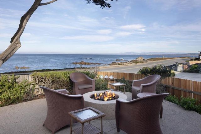 1209 Ocean View Boulevard, Pacific Grove, CA 93950
