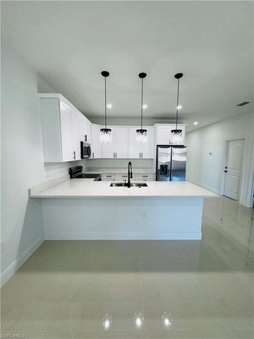 3950 20th ST W, Lehigh Acres, FL 33971