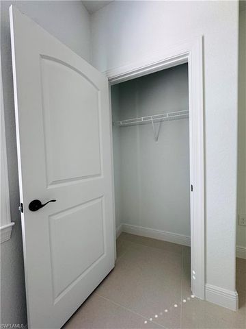 3950 20th ST W, Lehigh Acres, FL 33971