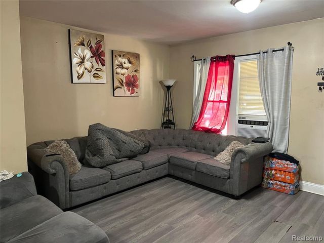 10139 Beechdale Street, Detroit, MI 48204