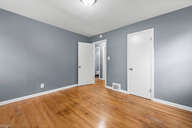 15006 Crescentwood Avenue, Eastpointe, MI 48021