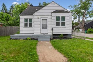 15006 Crescentwood Avenue, Eastpointe, MI 48021