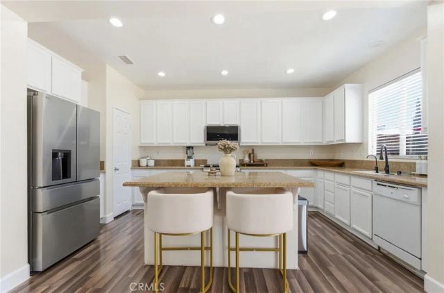 12217 Dandelion, Victorville, CA 92392
