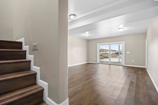 4340 Rosencrans Road, West Richland, WA 99353