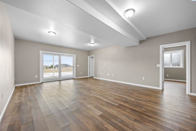 4340 Rosencrans Road, West Richland, WA 99353