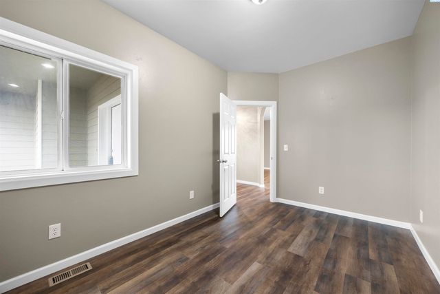 4340 Rosencrans Road, West Richland, WA 99353