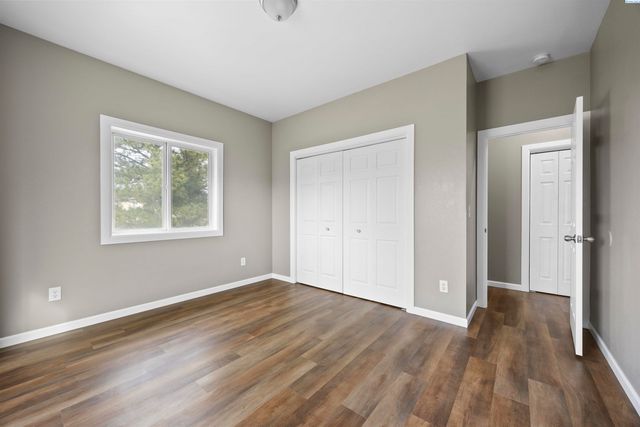 4340 Rosencrans Road, West Richland, WA 99353