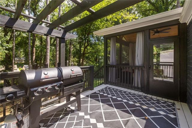 1675 Alvarado SW Terrace, Atlanta, GA 30310