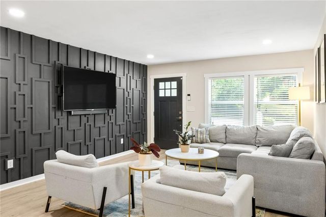 1675 Alvarado SW Terrace, Atlanta, GA 30310