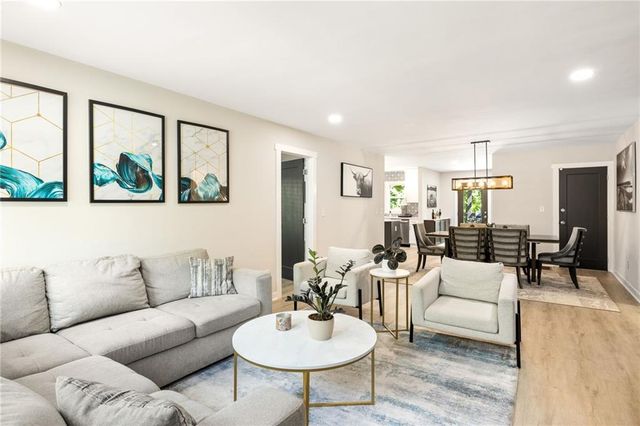 1675 Alvarado SW Terrace, Atlanta, GA 30310