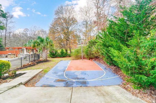 520 Beacon Knoll Lane, Fort Mill, SC 29708