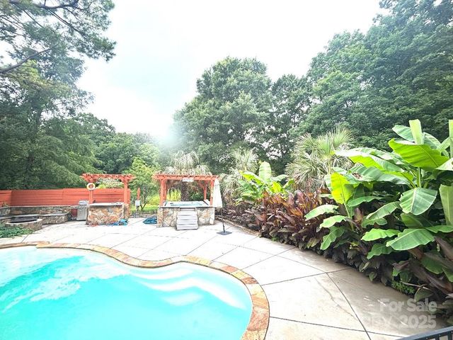 520 Beacon Knoll Lane, Fort Mill, SC 29708