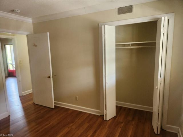 2922 Ramsgate Court, Winston-salem, NC 27106