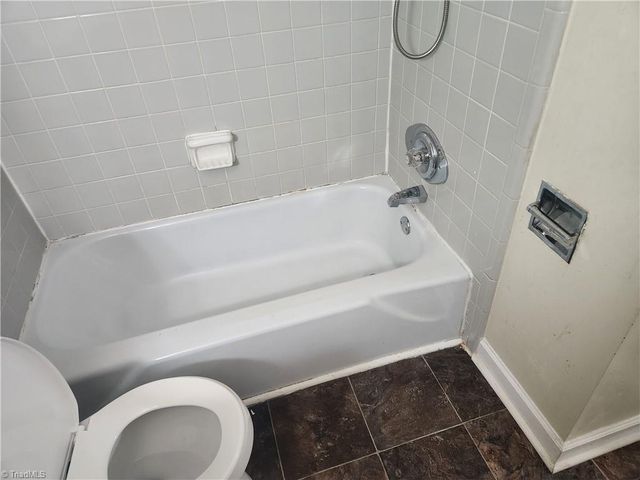 2922 Ramsgate Court, Winston-salem, NC 27106