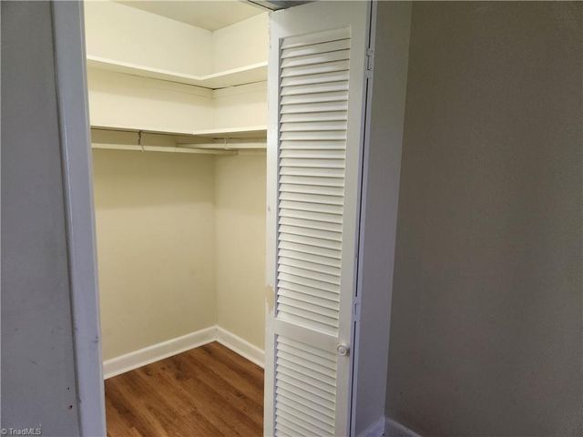2922 Ramsgate Court, Winston-salem, NC 27106