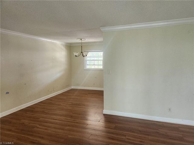 2922 Ramsgate Court, Winston-salem, NC 27106