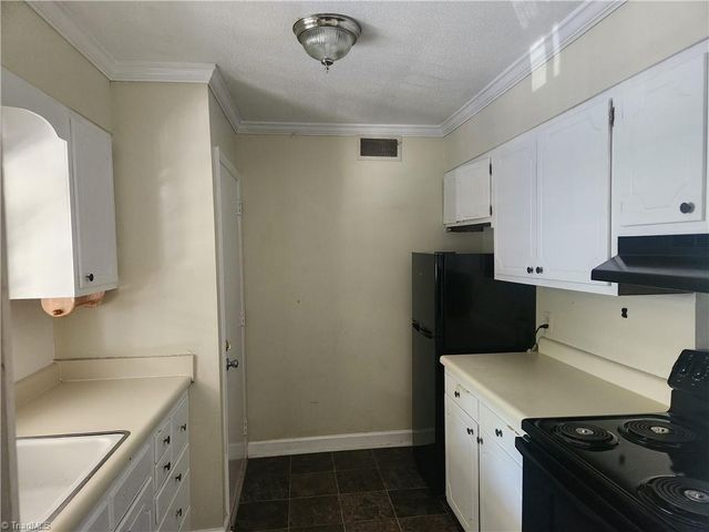 2922 Ramsgate Court, Winston-salem, NC 27106
