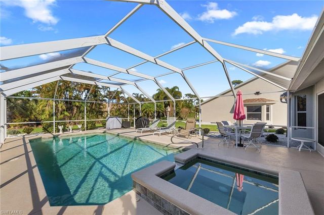 18048 Horseshoe Bay CIR, Fort Myers, FL 33967