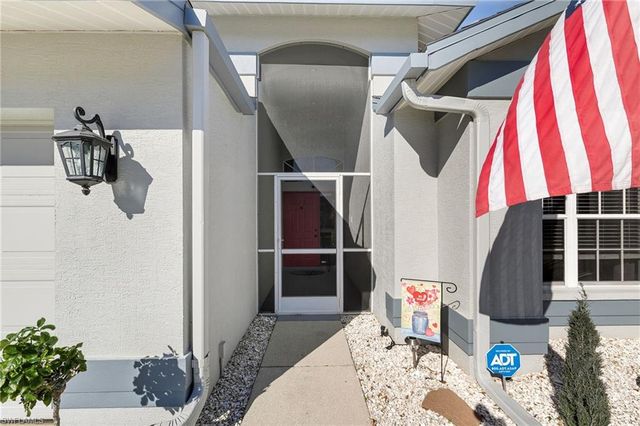 18048 Horseshoe Bay CIR, Fort Myers, FL 33967