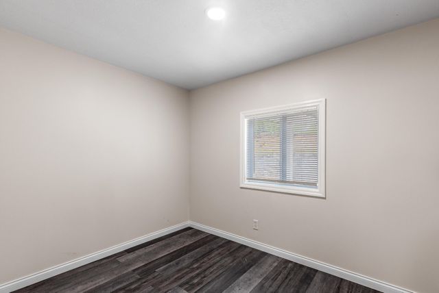 133 Mccraw Street, Rossville, GA 30741