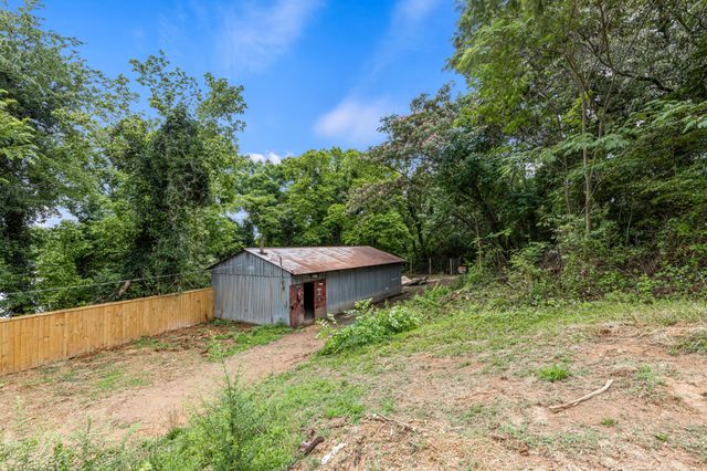133 Mccraw Street, Rossville, GA 30741