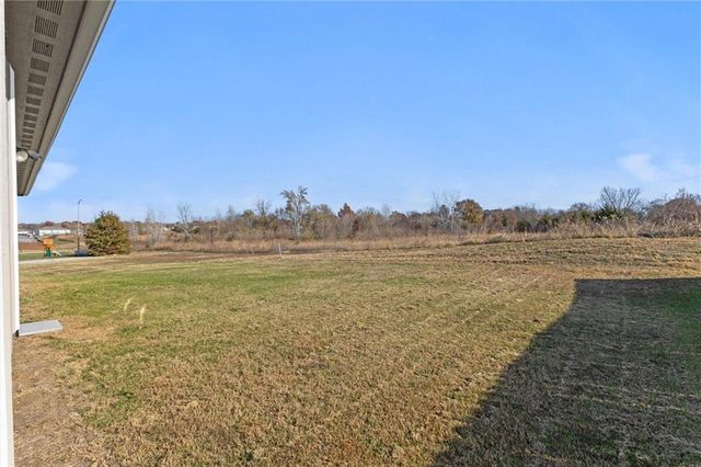 21837 Franklin Street, Spring Hill, KS 66083