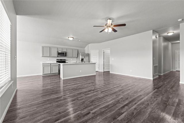 21837 Franklin Street, Spring Hill, KS 66083