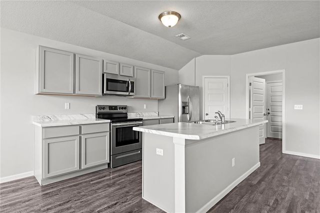 21837 Franklin Street, Spring Hill, KS 66083