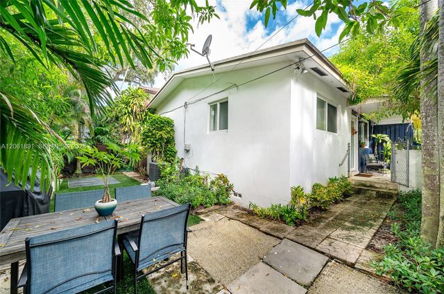 3100 Naomi St 3102, Miami, FL 33133