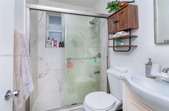 3100 Naomi St 3102, Miami, FL 33133