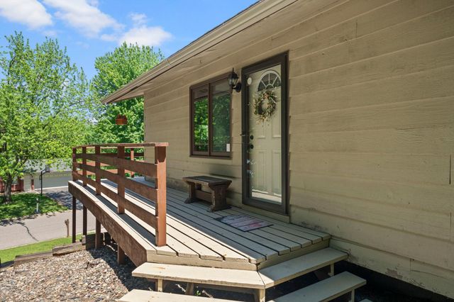 3321 Brookview Drive, Burnsville, MN 55337