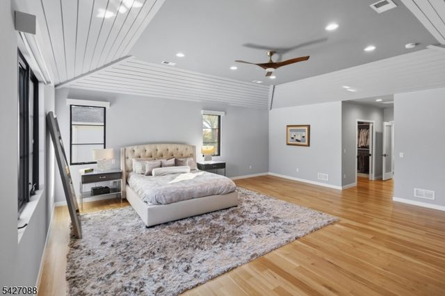 13 Robert Dr, Chatham Twp., NJ 07928