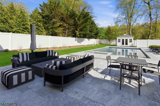 13 Robert Dr, Chatham Twp., NJ 07928