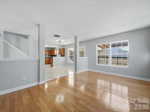 1968 8th Street Lane SE, Hickory, NC 28602