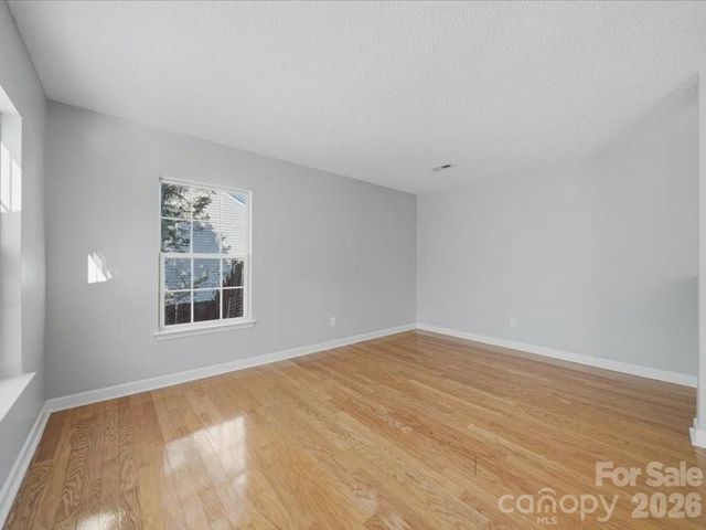 1968 8th Street Lane SE, Hickory, NC 28602