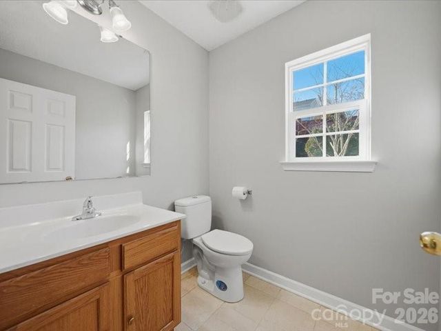 1968 8th Street Lane SE, Hickory, NC 28602