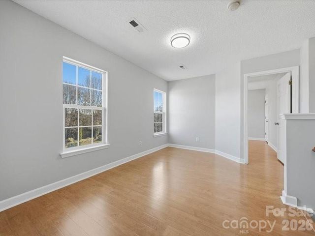 1968 8th Street Lane SE, Hickory, NC 28602